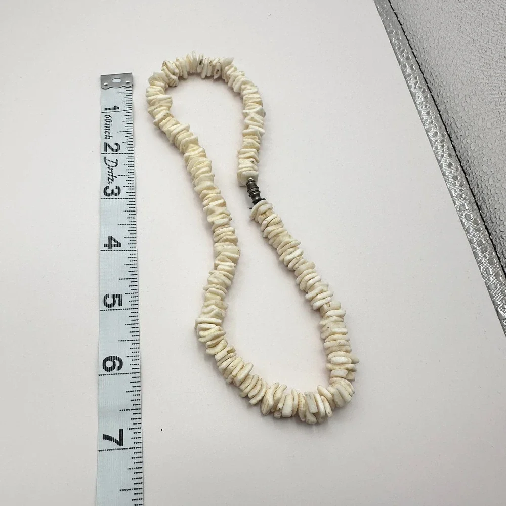 Vintage 90s White Shell Heishe Slice Necklace Statement Women's Classic Jewelry